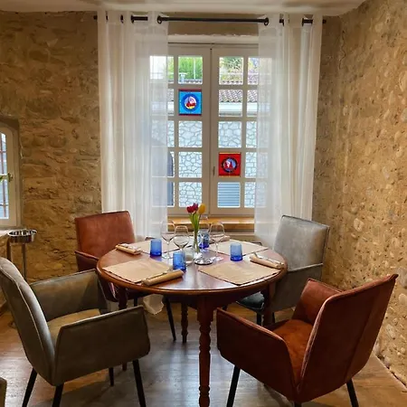 Clos Des Oliviers Oda ve Kahvaltı 4*