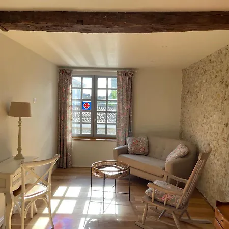 Clos Des Oliviers Oda ve Kahvaltı 4*