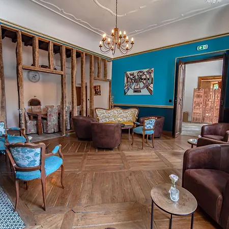 Oda ve Kahvaltı Clos Des Oliviers 4*