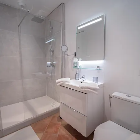 Oda ve Kahvaltı Clos Des Oliviers