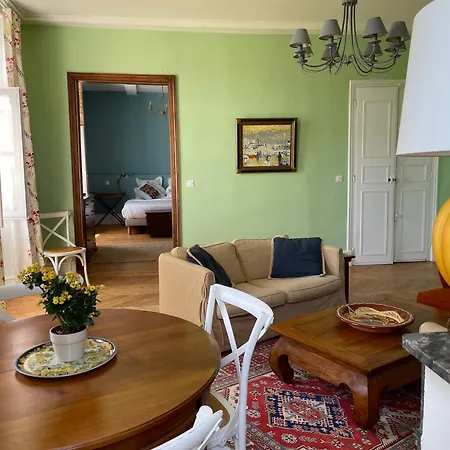 Clos Des Oliviers 4* Мирпуа