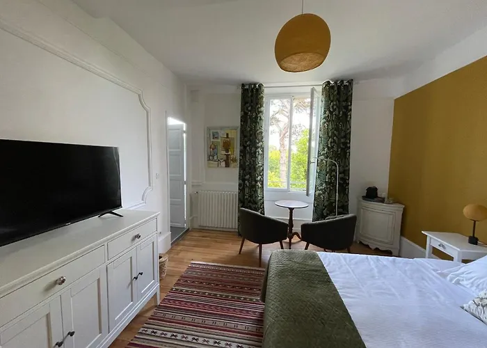 Clos Des Oliviers 4* Мирпуа