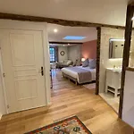 Bed & Breakfast Clos Des Oliviers Mirepoix (Ariege)