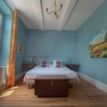 Clos Des Oliviers Bed & Breakfast