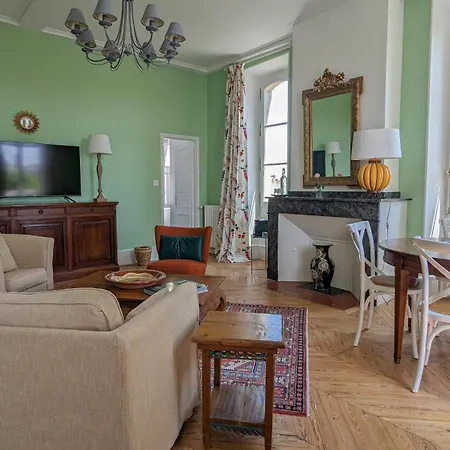 Clos Des Oliviers Bed and Breakfast 4*