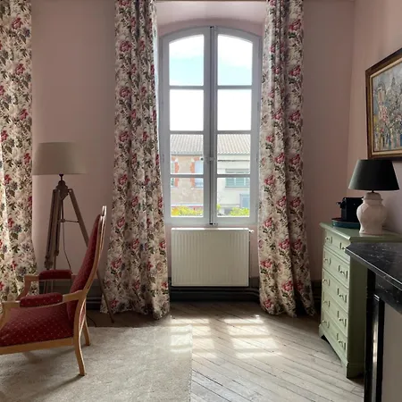 Clos Des Oliviers Bed and Breakfast 4*