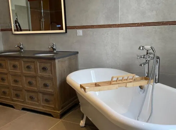 Alojamento de Acomodação e Pequeno-almoço Clos Des Oliviers