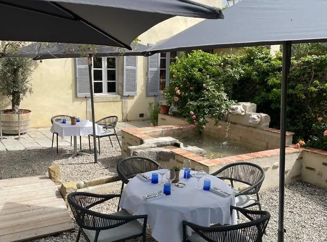 Alojamento de Acomodação e Pequeno-almoço Clos Des Oliviers