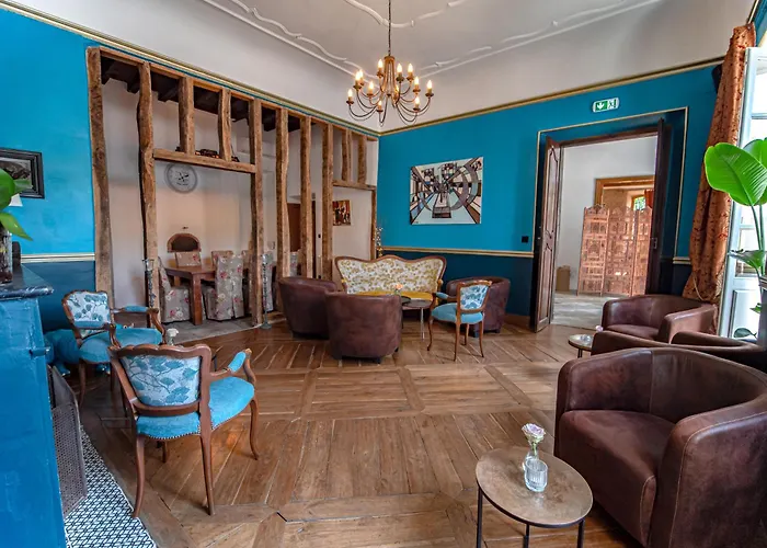 Alojamento de Acomodação e Pequeno-almoço Clos Des Oliviers 4*